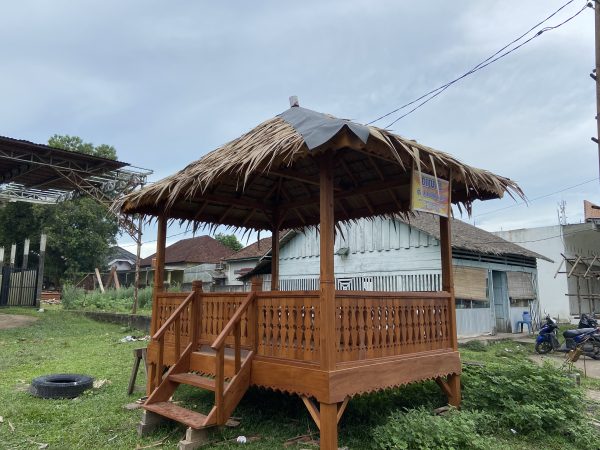 Jual Jasa Pembuatan Rumah Kayu Gazebo