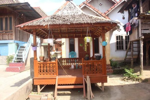 Jual Jasa Pembuatan Rumah Kayu Gazebo